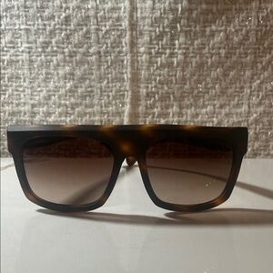 Authentic Chanel Tortoiseshell Sunglasses wood effect 5333 c.502/S5